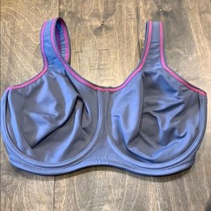 Wacoal 34G sports bra